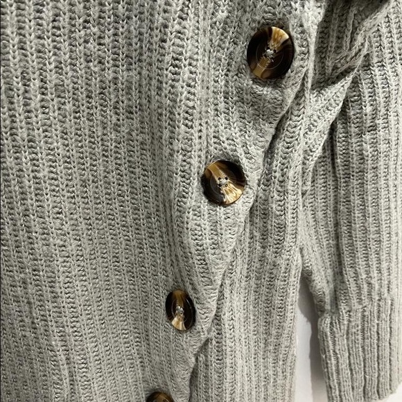 Grey sweater from Twik! - Picture 2 of 3